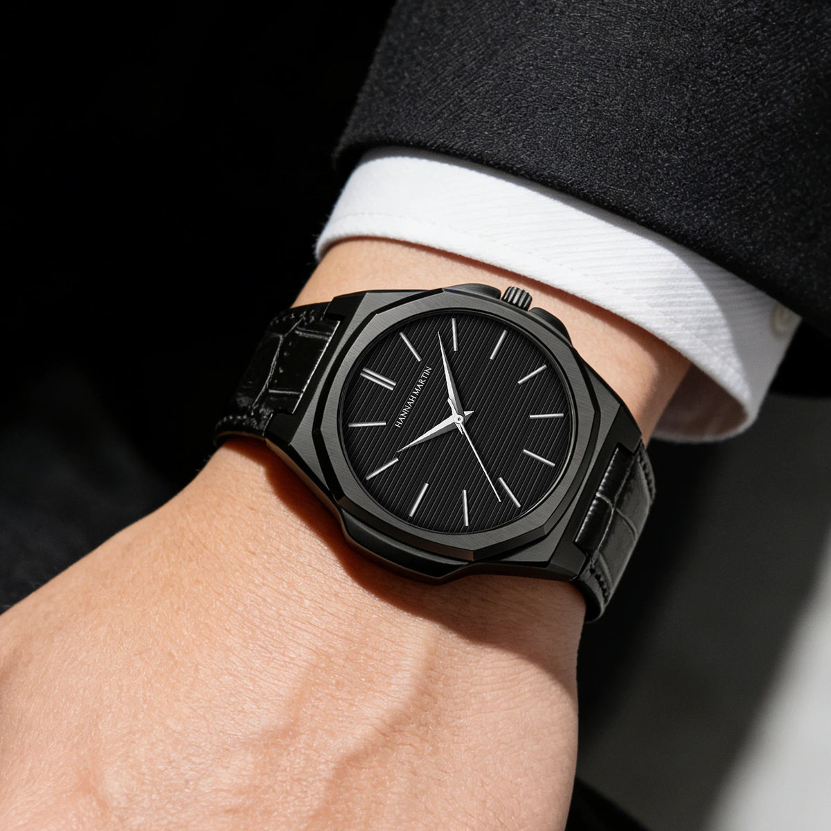 Ultrathin Elegance: Men’s Minimalist Stainless Steel Watch